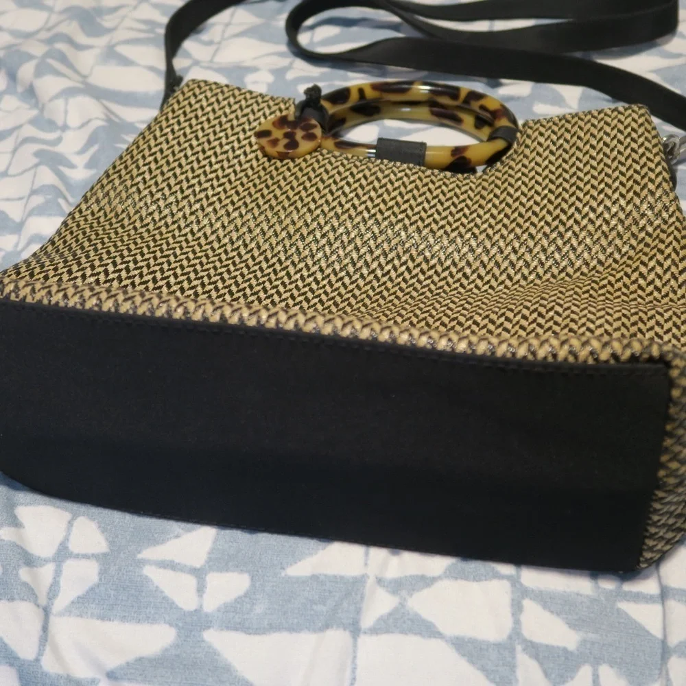 Vintage Marlo Woven Chevron Crossbody Handbag Tan Herringbone‎ Quiet Luxury